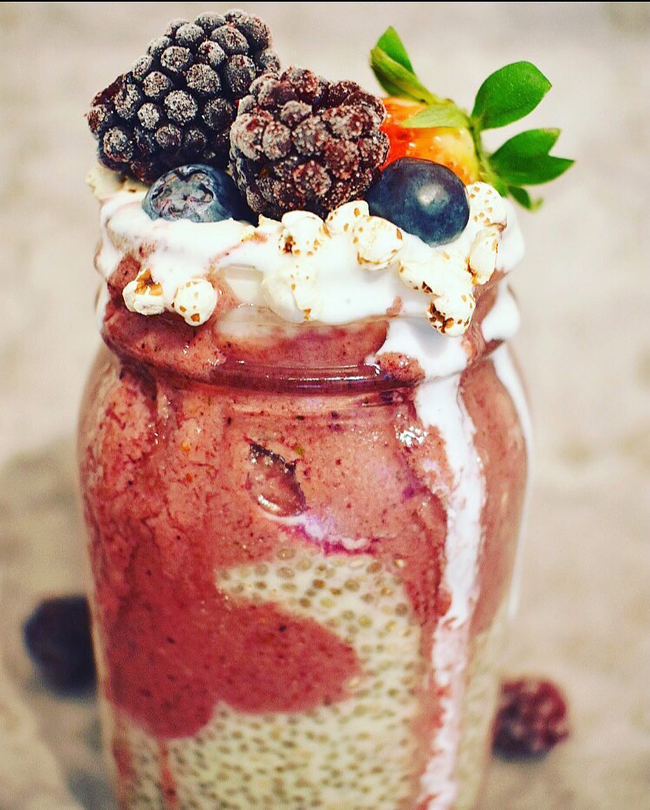 Vegan Berry Chia Pudding Smoothie