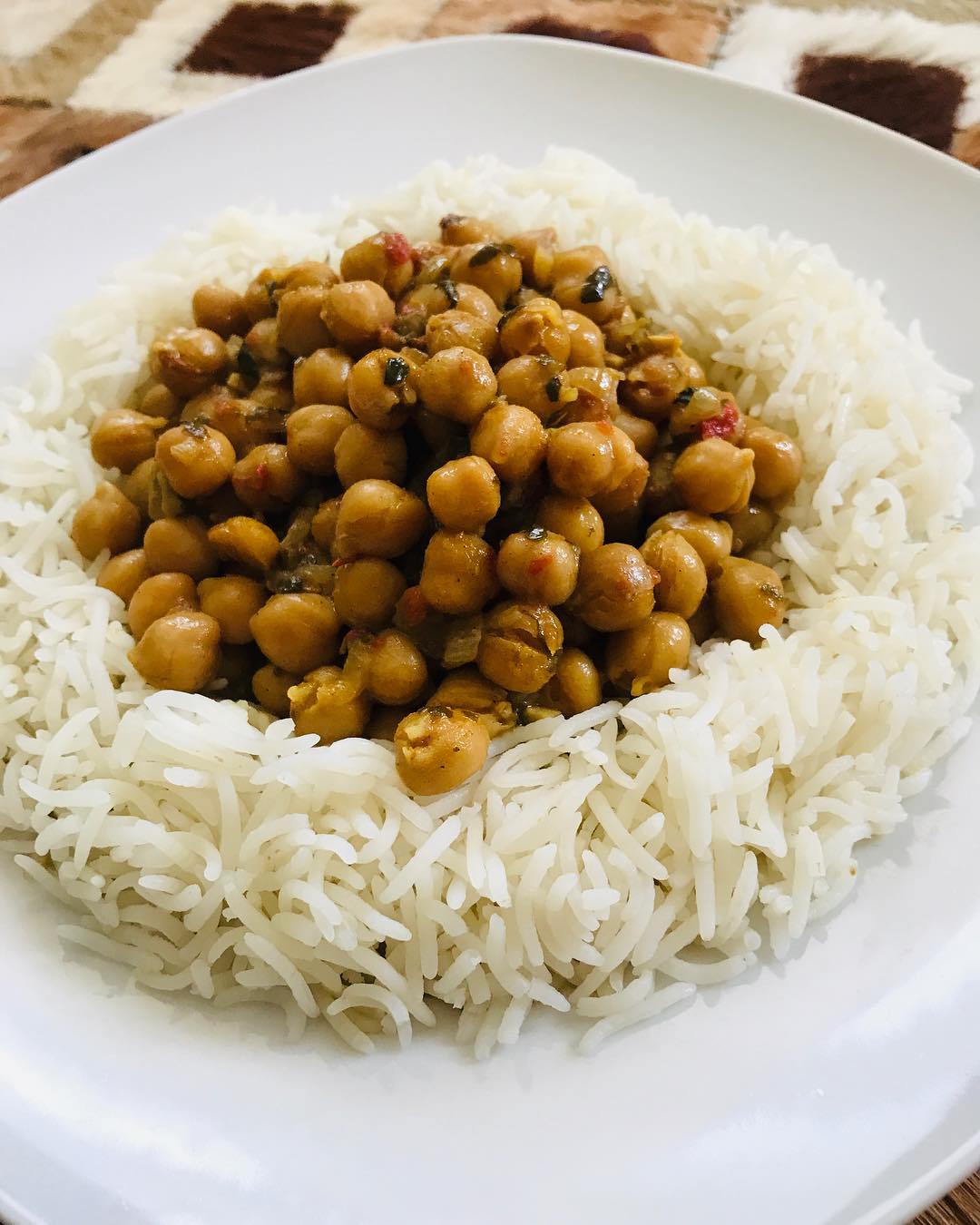 Delicious Chickpea Curry with Spices