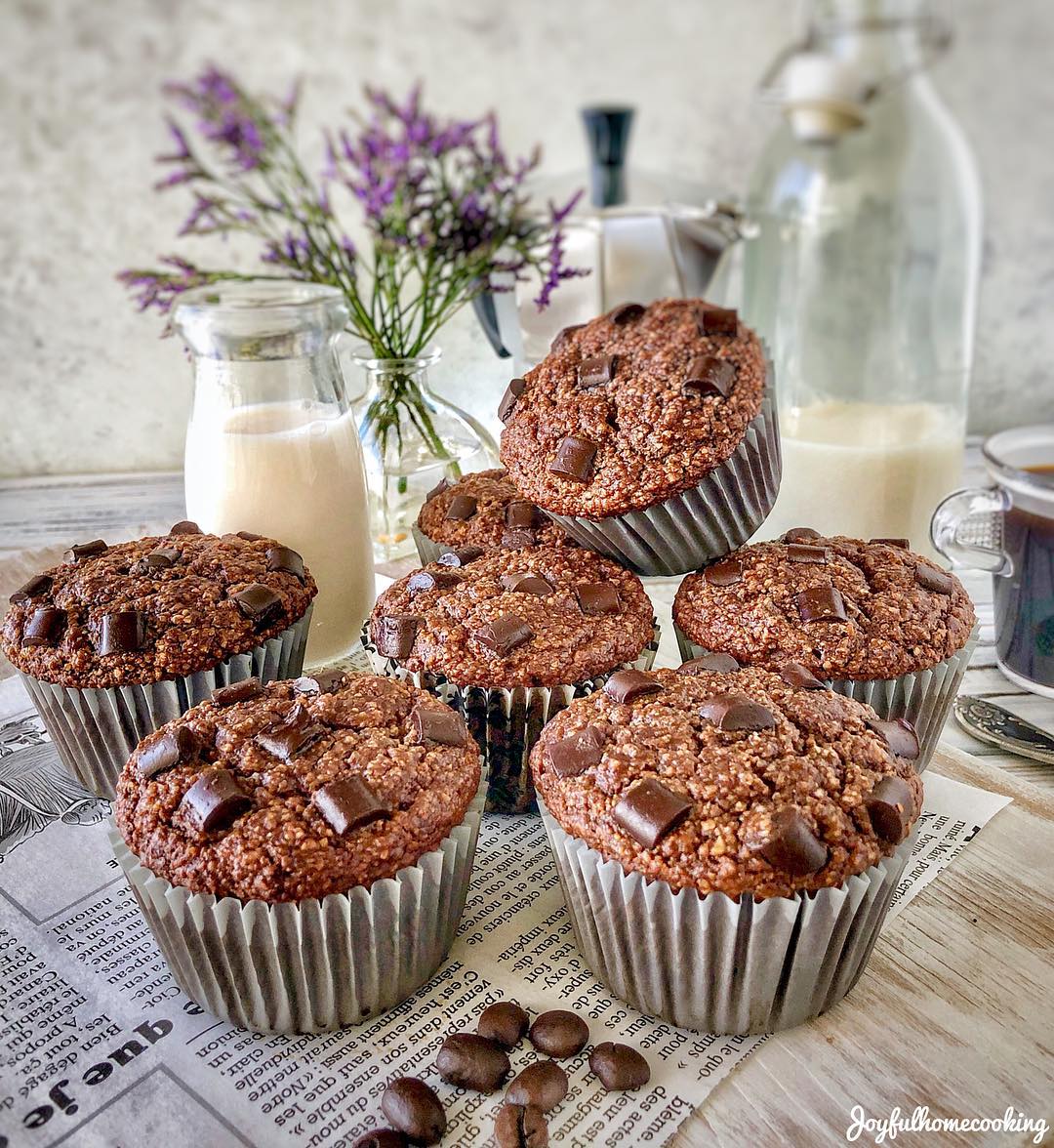 Nutty Gooey Chocolate Muffins