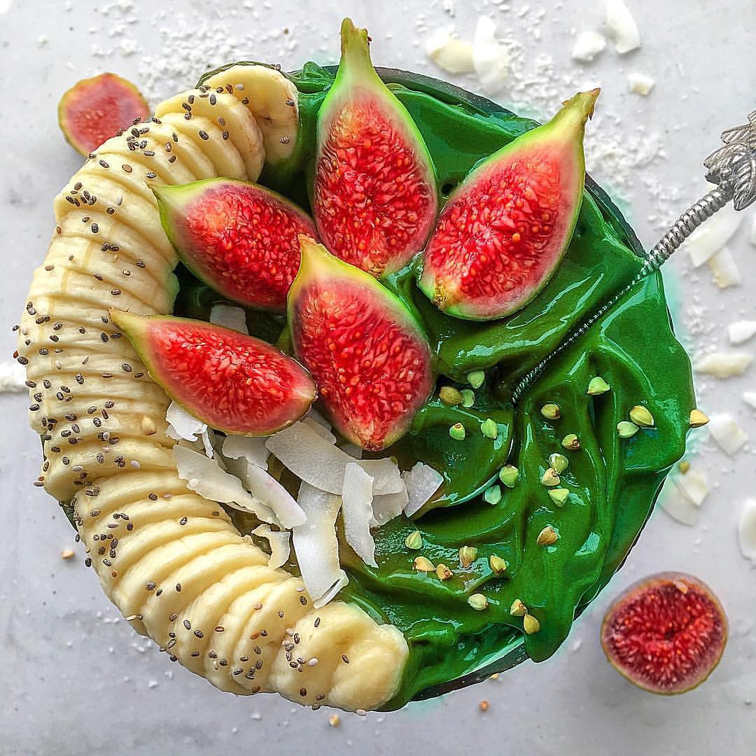 Delicious Green Nicecream Bowl with Matcha Blend