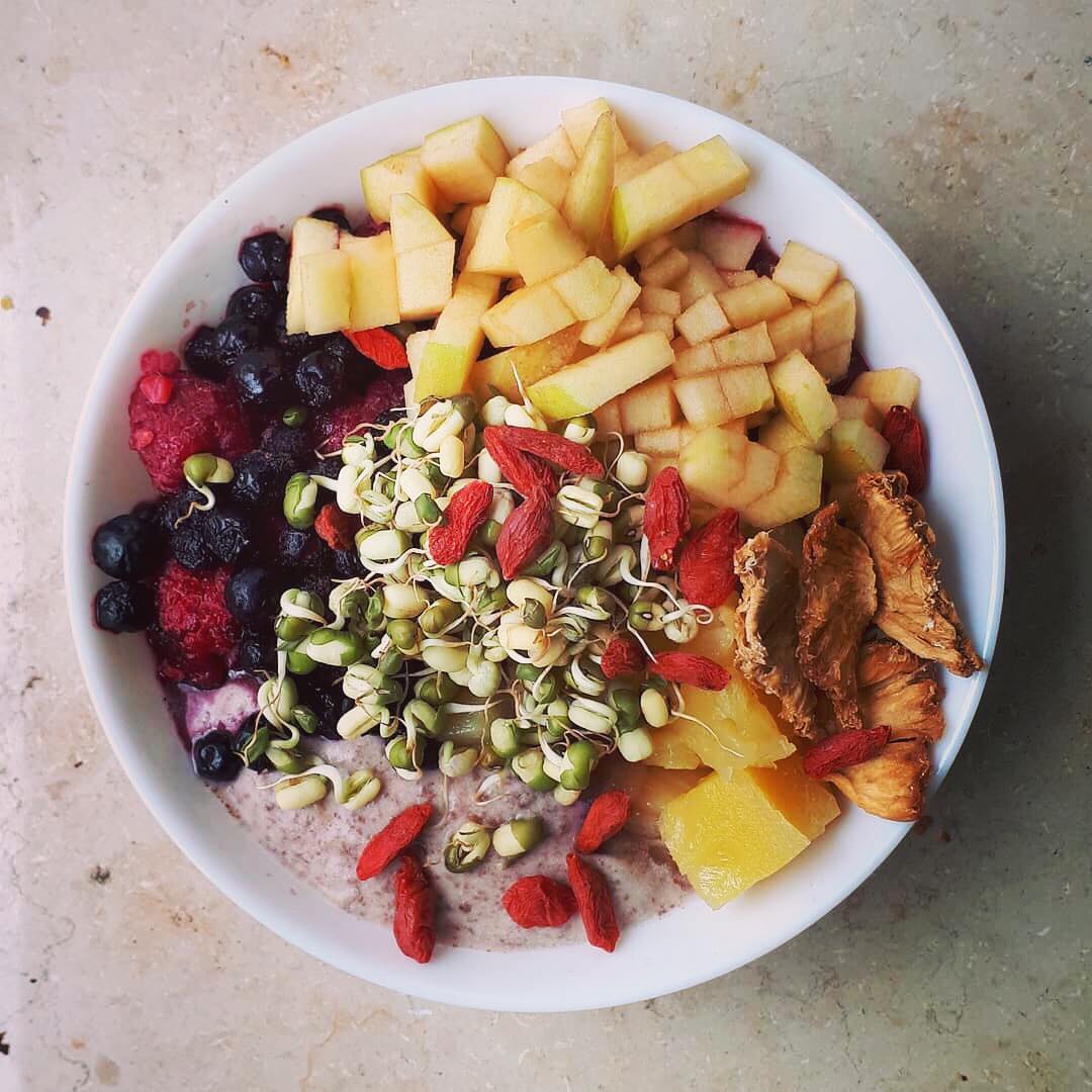 Vegan Smoothie Bowl Breakfast