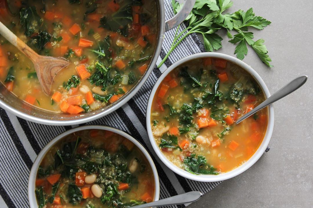 Hearty Quinoa and Kale Soup