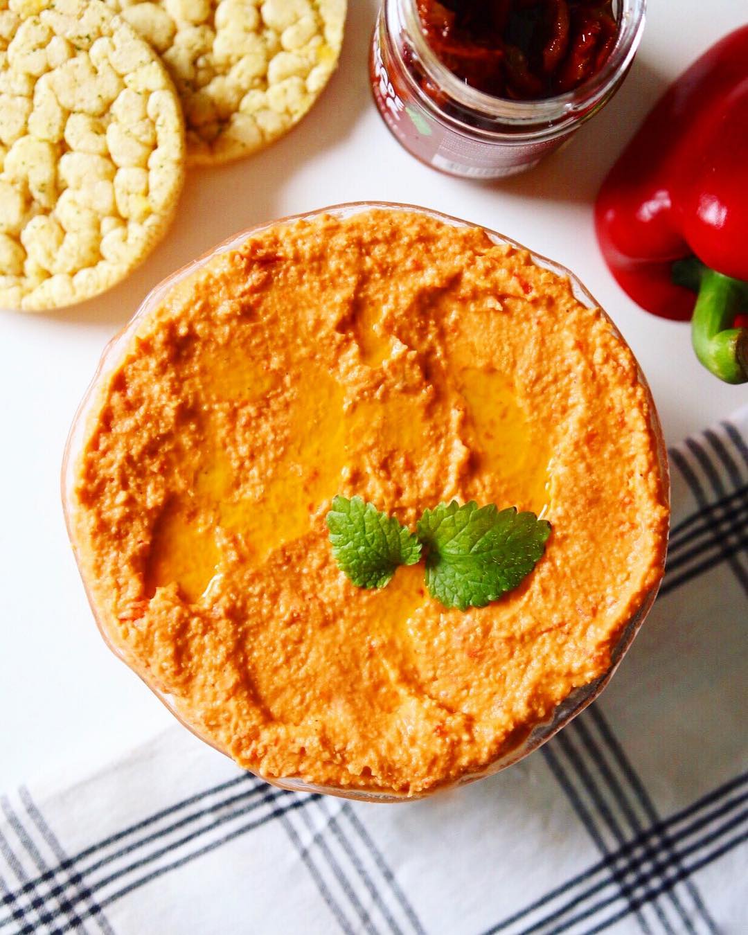 Vegan Hummus Dip with Chickpeas and Tahini