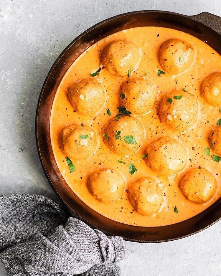 Vegan Chickpea Meatballs with Roasted Red Pepper Sauce