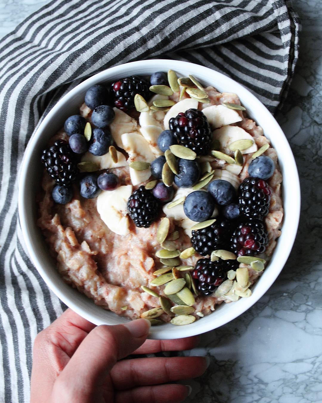 Warm Cardamom Oats with Banana and Milk