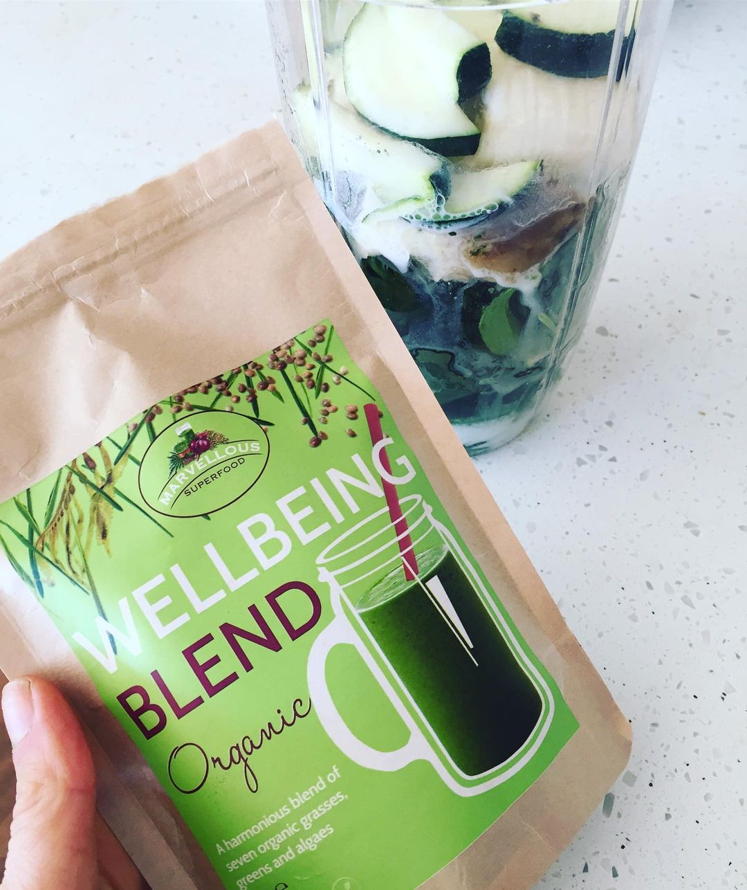 Refreshing Green Spirulina Smoothie Blend