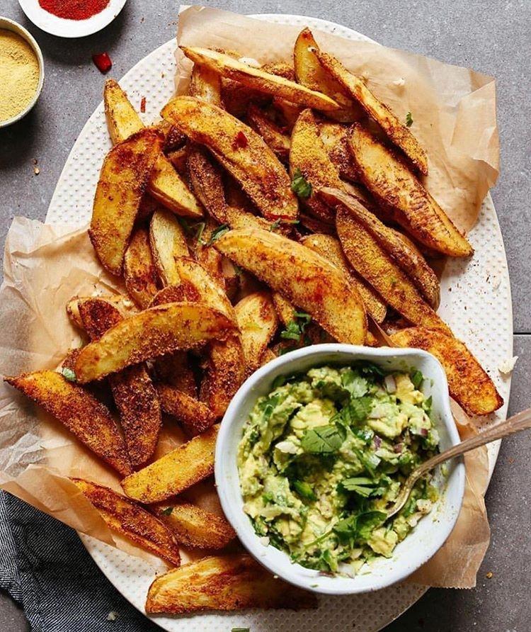 Crispy Oil-Free Potato Fries with Guacamole
