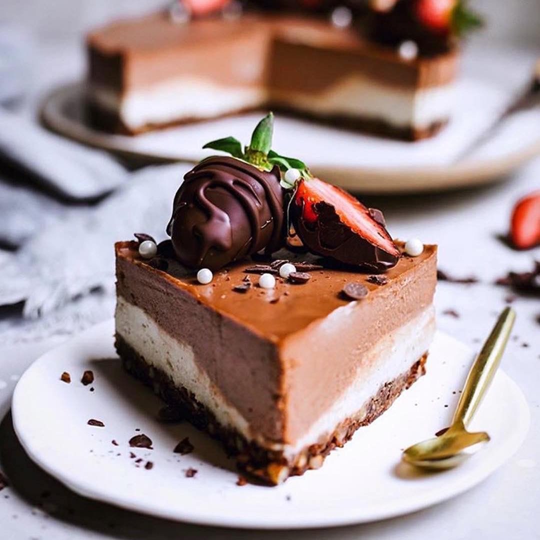 Chocolate Mousse Cheesecake Vegan Easter Cake