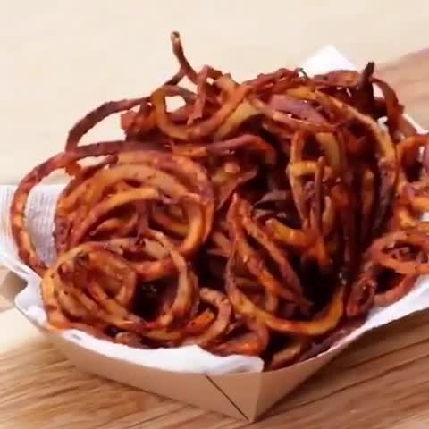 Homemade Curly Fries with Spices