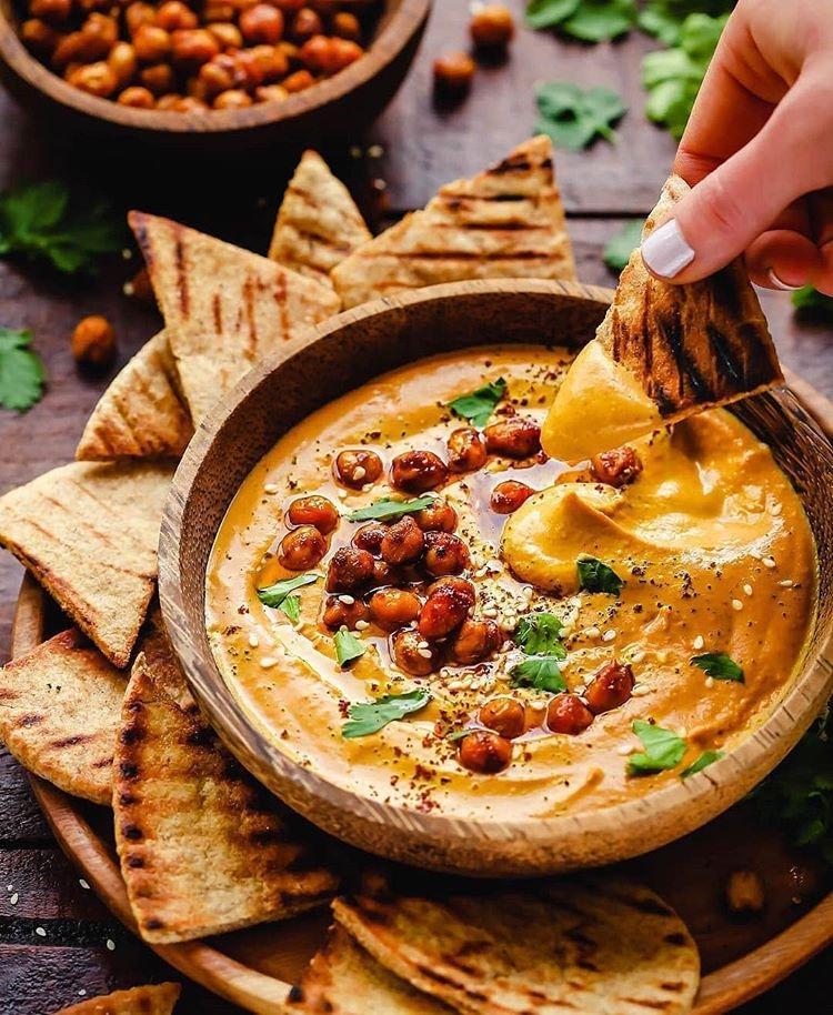Creamy Dreamy Golden Hummus