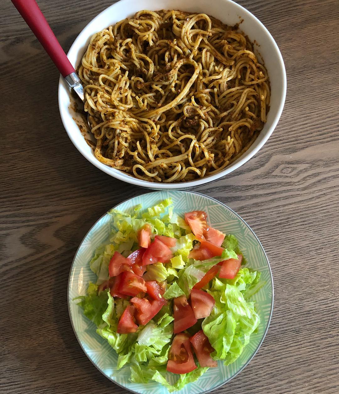Spaghetti with Sun-Dried Tomato Pesto
