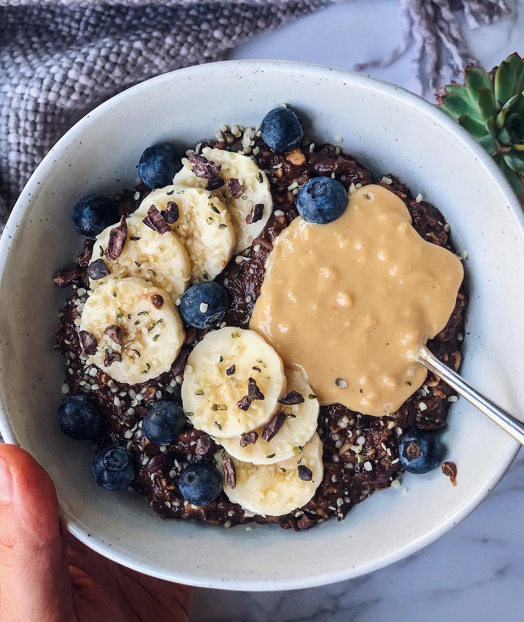 Creamy Overnight Oats with Chocolate and Nuts