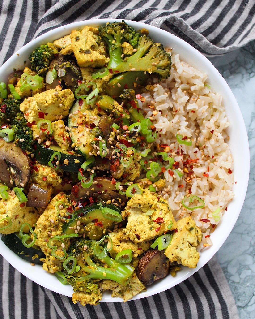 Easy Tofu Scramble with Vegetables and Spices