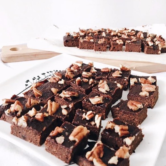 Vegan Fudgy Brownies with Coconut Flour