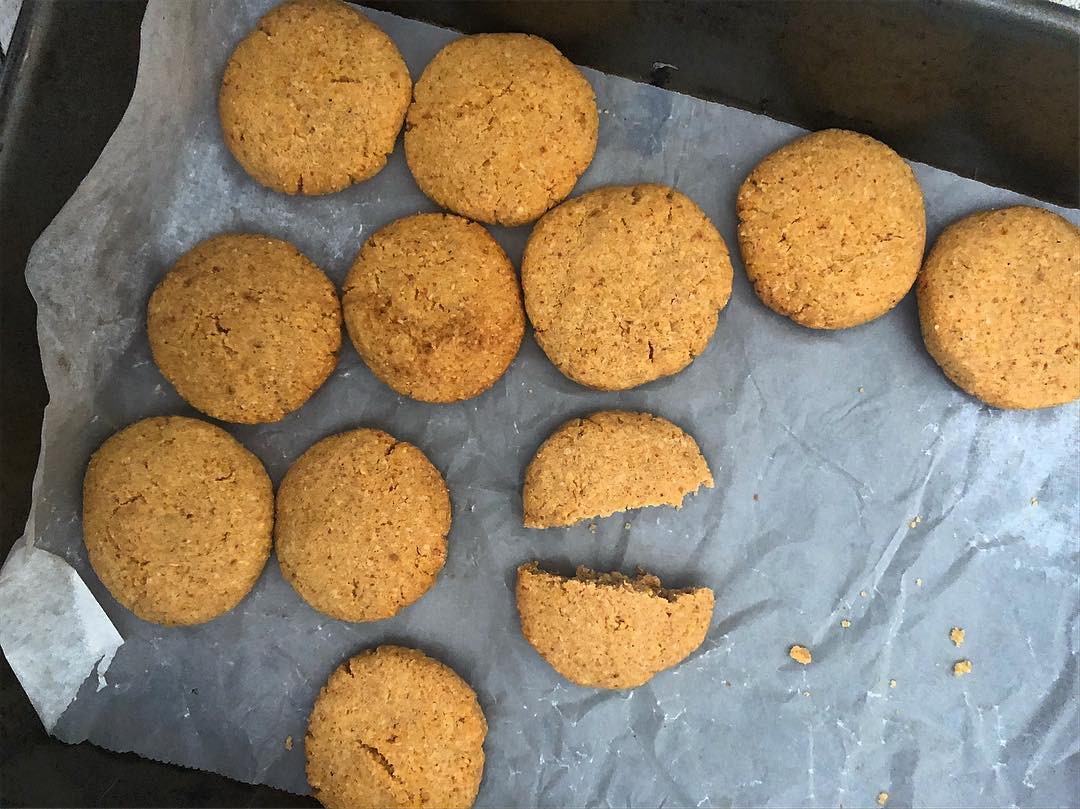 Moong Dal Laddoo Cookies