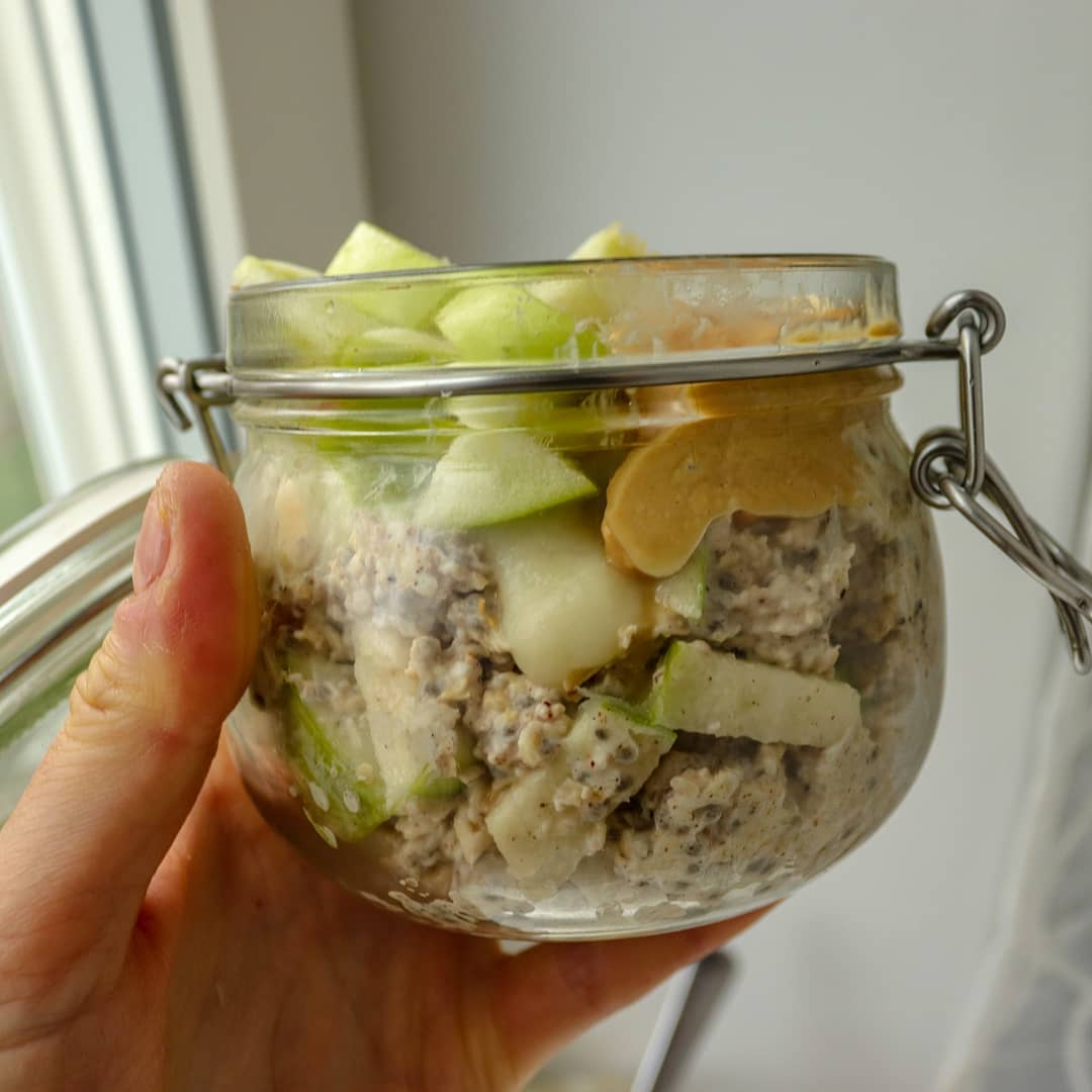 Homemade Apple Pie Overnight Oats