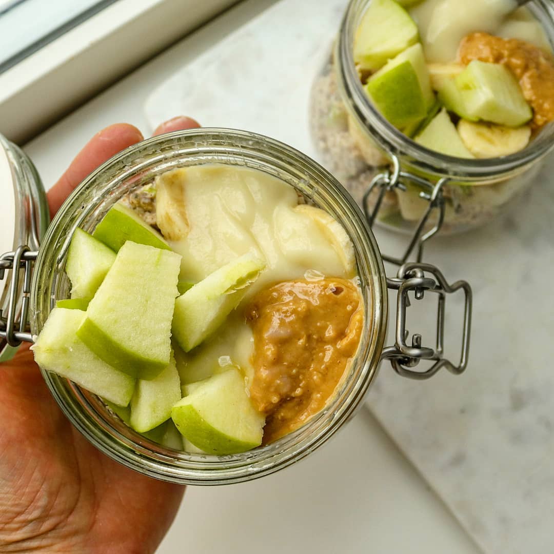 Homemade Apple Pie Overnight Oats