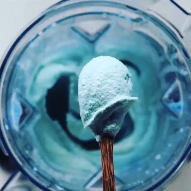 Blue Nice Cream Smoothie with Spirulina Blend
