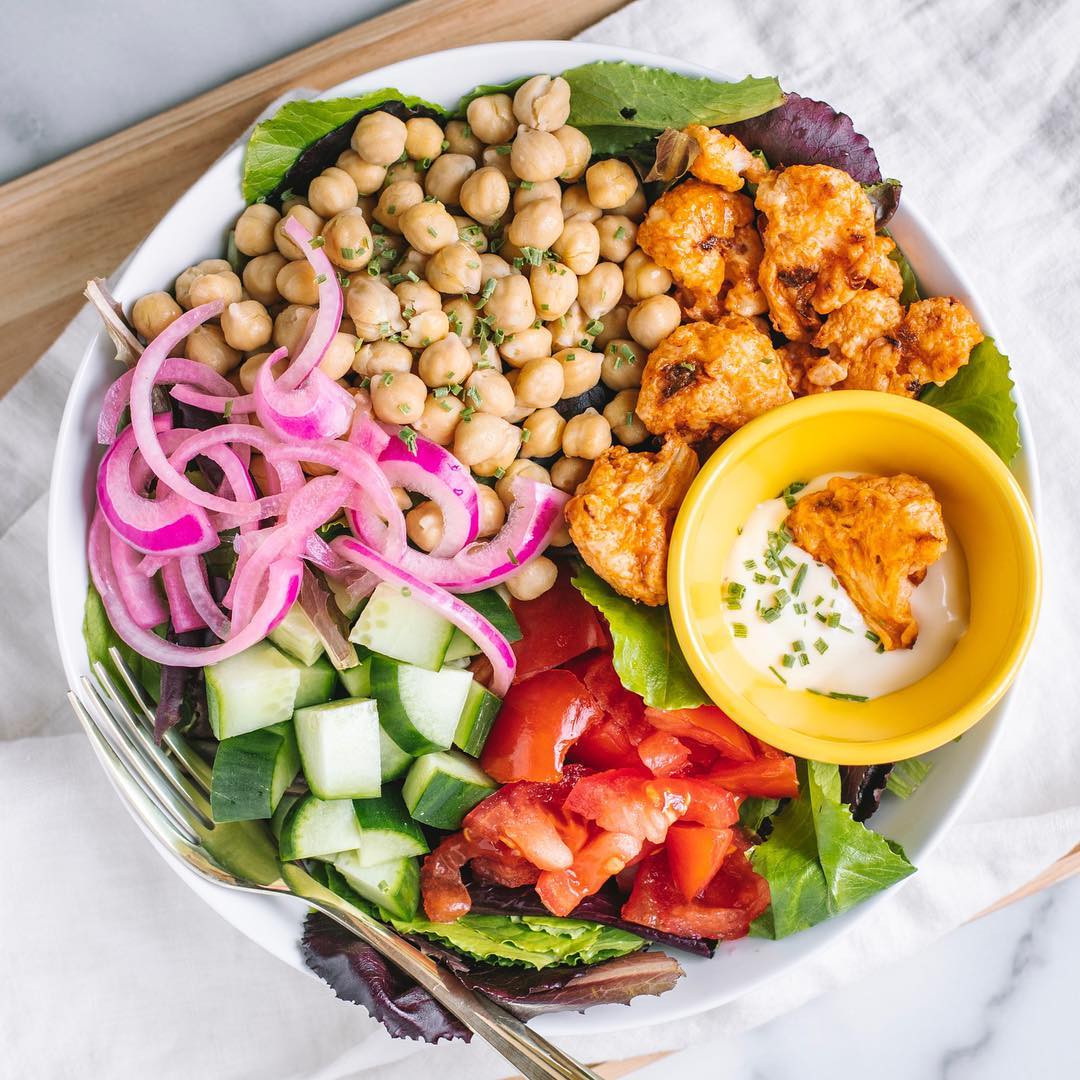 Fast and Simple Vegan Ranch Dressing