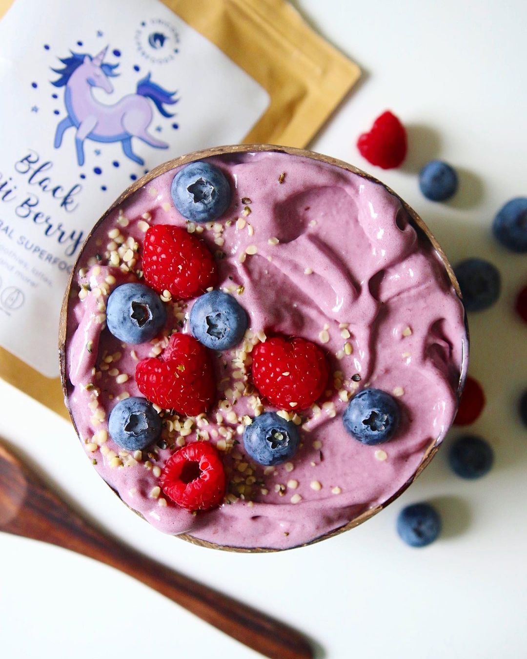 Vegan Smoothie Bowl with Berries and Seeds