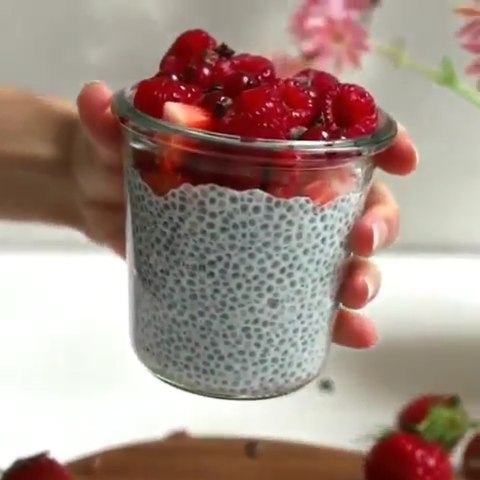 Easy Vegan Chia Pudding Dessert
