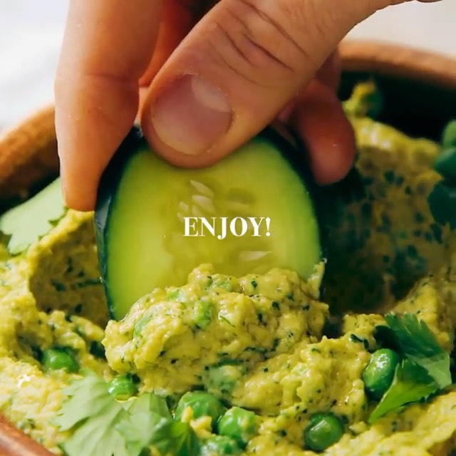 Green Curry Hummus with Herbs