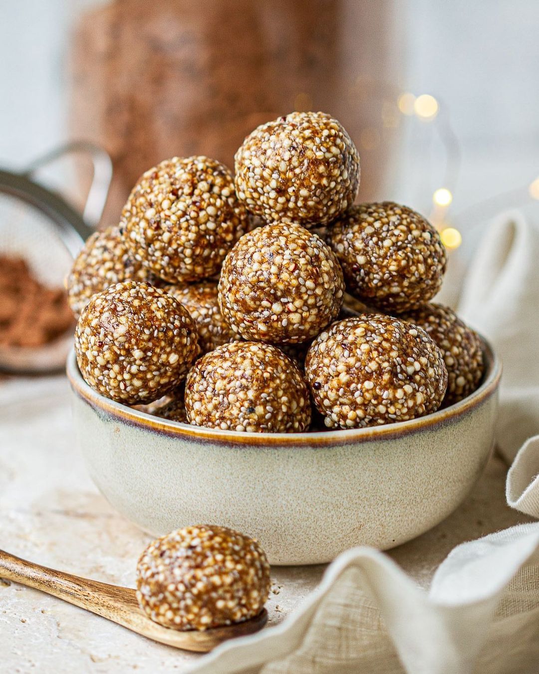 No-Bake Cinnamon Energy Balls