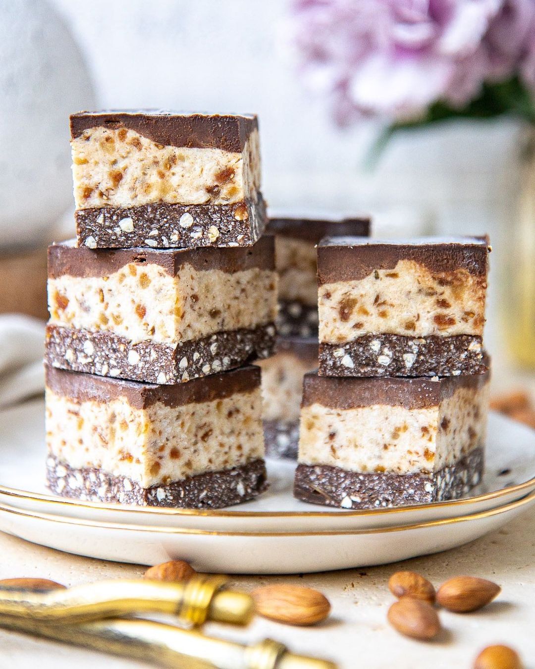 Raw Caramel Honeycomb Slice