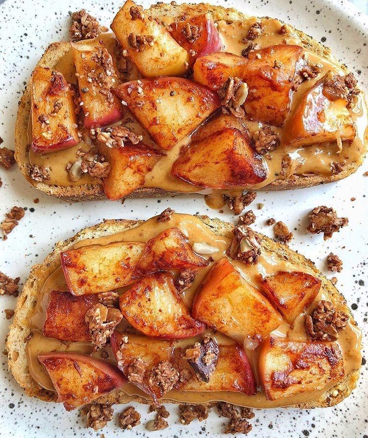 Sauteed Cinnamon Apples with Maple and Vanilla