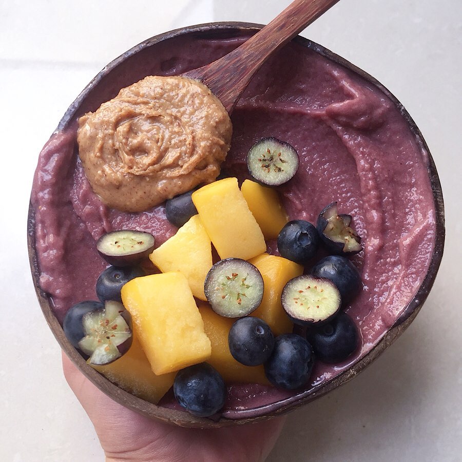 Thick Acai Bowl Smoothie