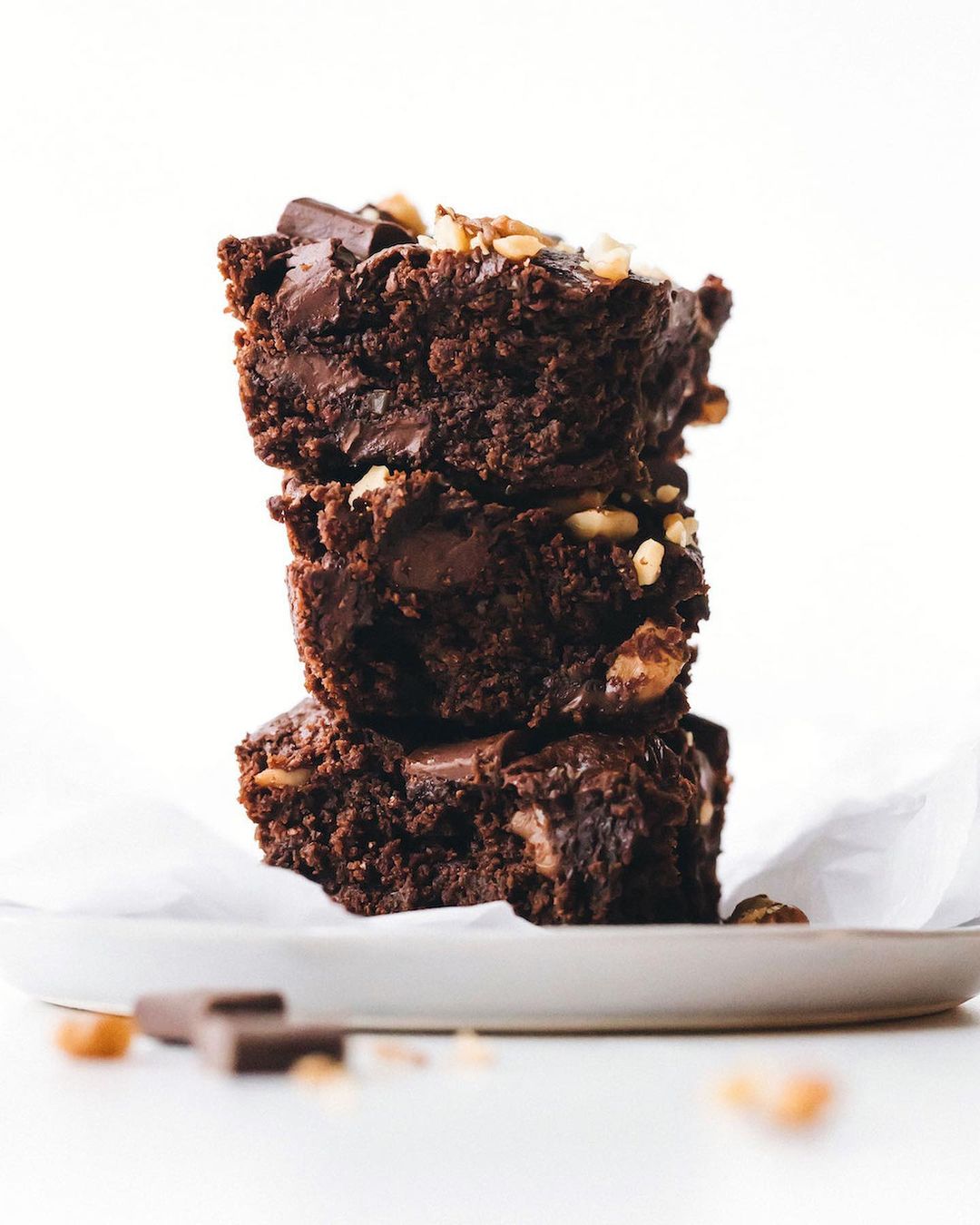 Grain-Free Vegan Paleo Brownies with Chocolate and Walnuts