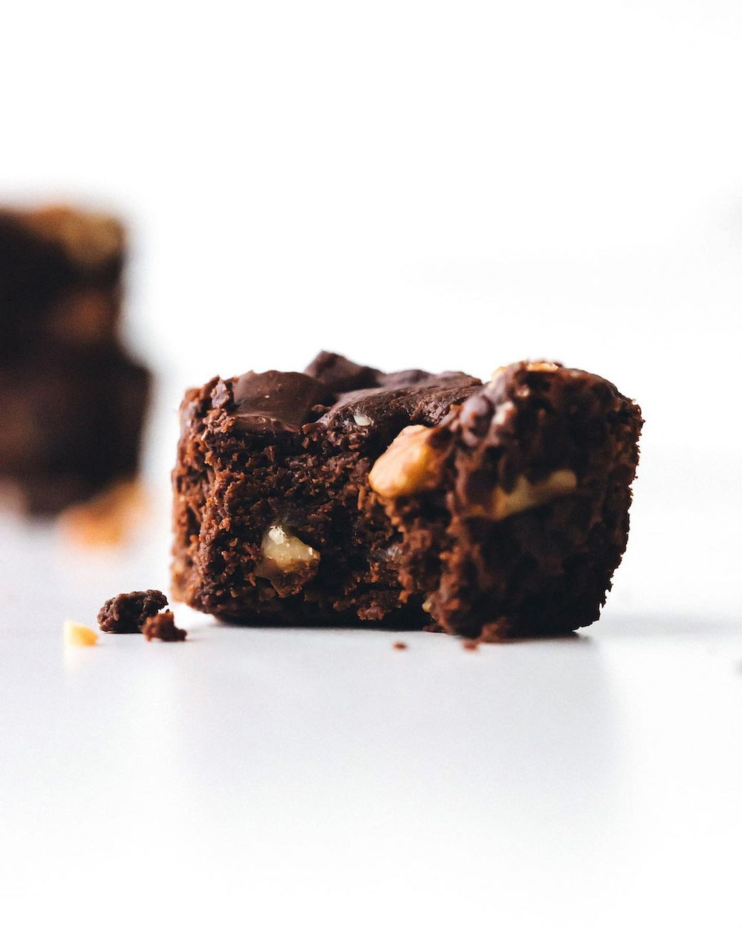 Grain-Free Vegan Paleo Brownies with Chocolate and Walnuts