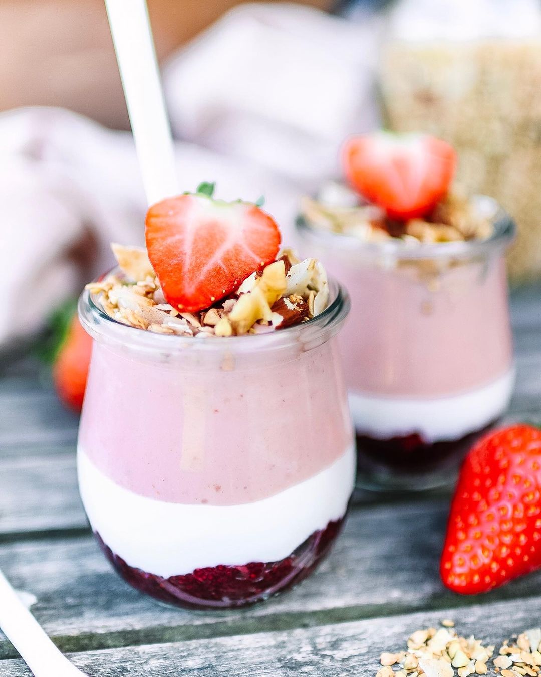 Fruity Coconut Yoghurt Layers with Smoothie and Granola