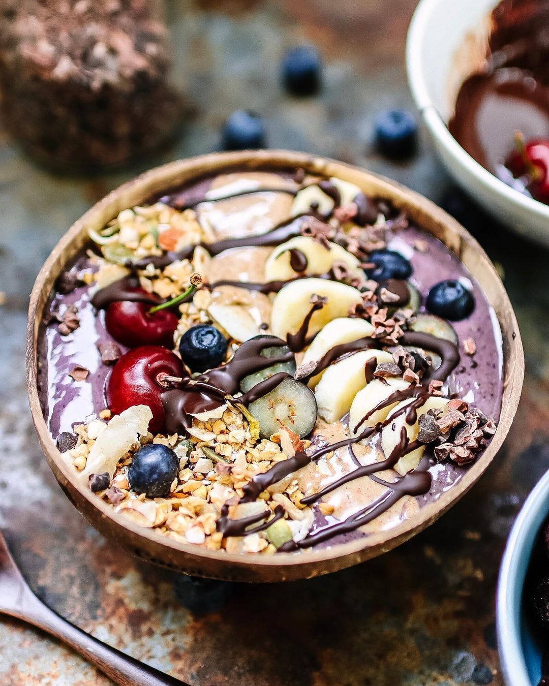 Cherry and Blueberry Smoothie with Toppings