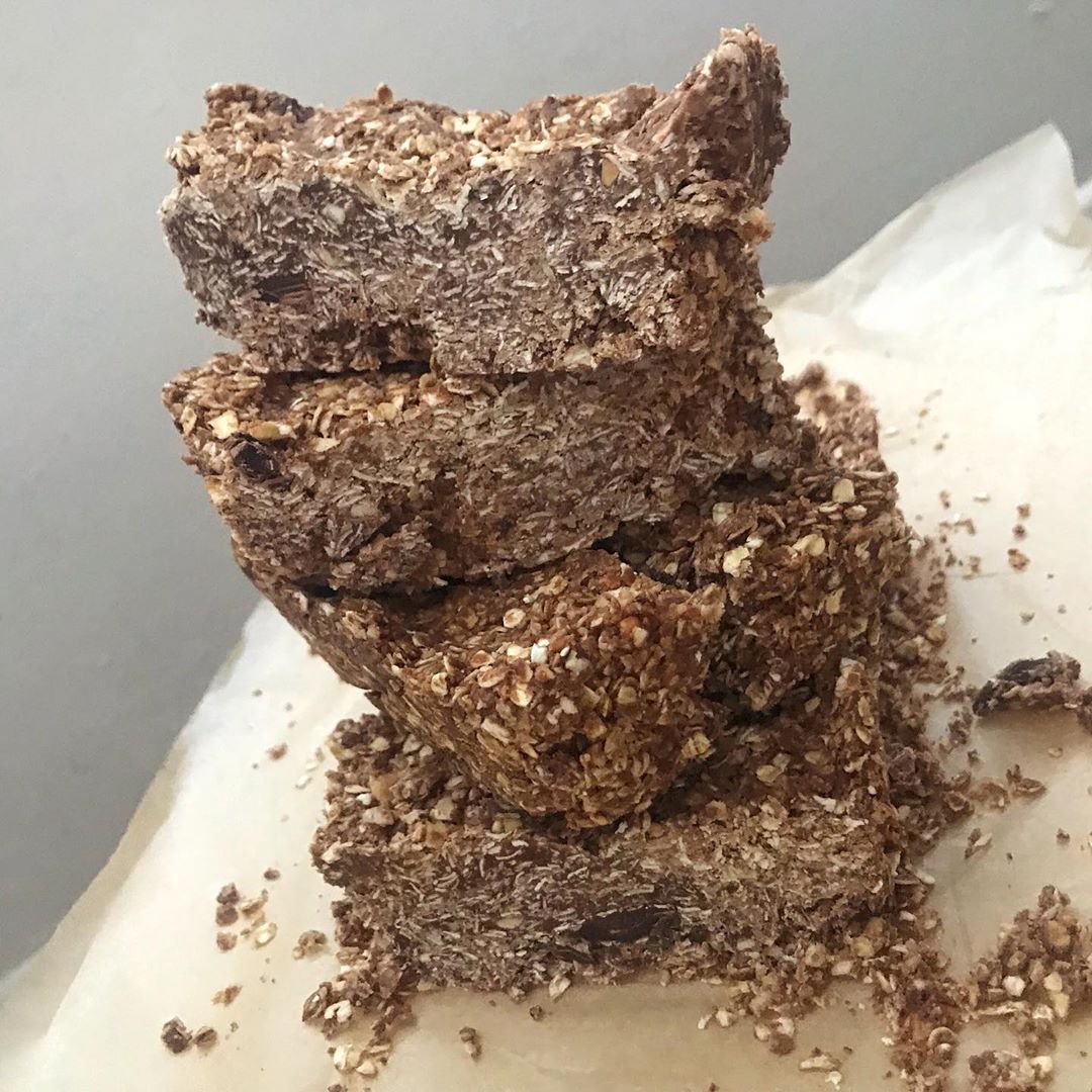 Bake Chocolate Peanut Butter Oat Bars