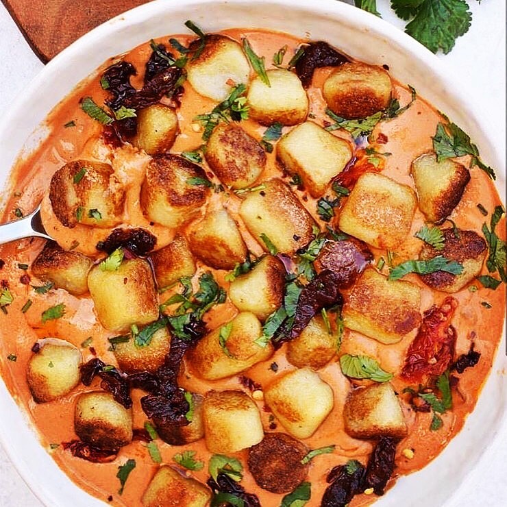 Crispy Cauliflower Gnocchi in Creamy Sun-Dried Tomato Sauce