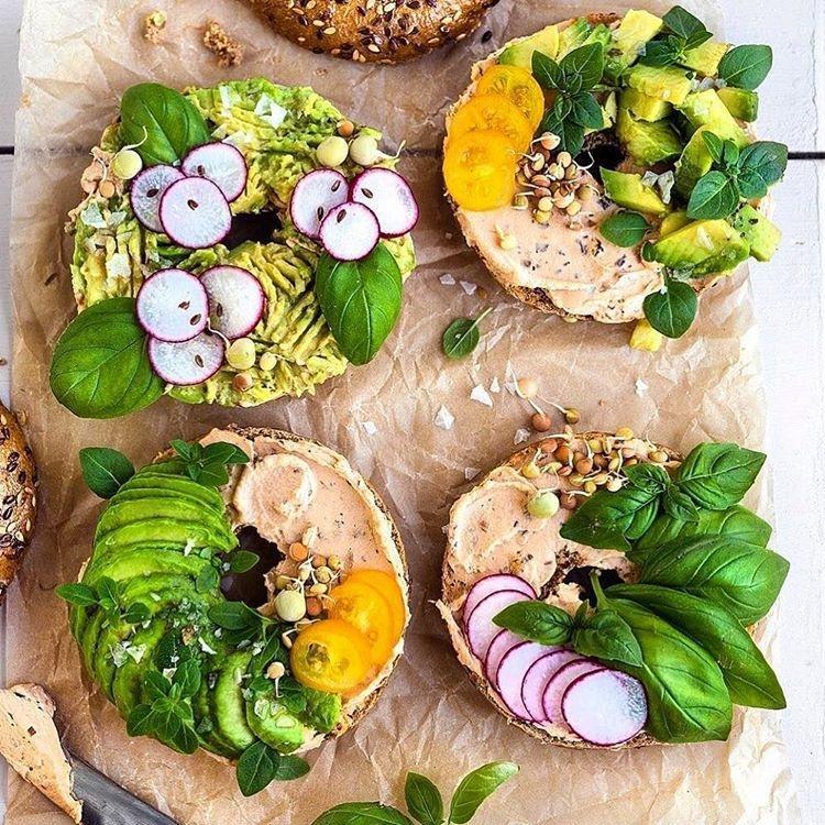 Bagels with Sunshine Hummus Spread