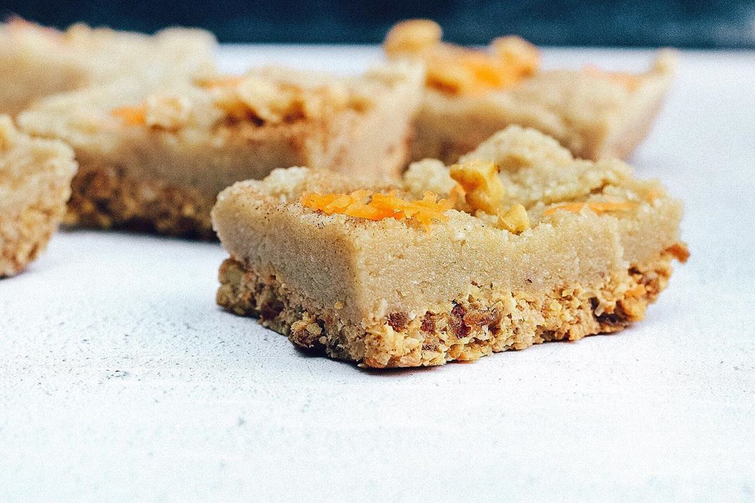 Raw Vegan Carrot Cake Bars