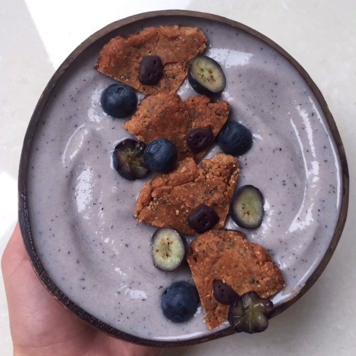 Healthy Blueberry Smoothie Bowl with Protein