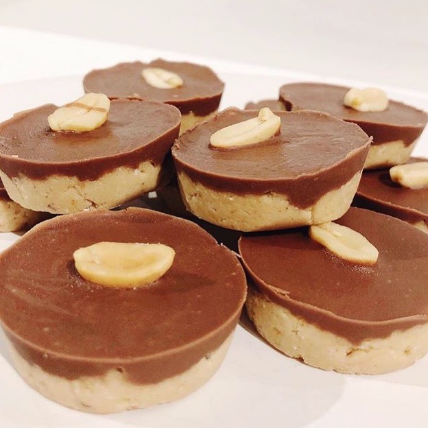 Choc Top Cookie Cups