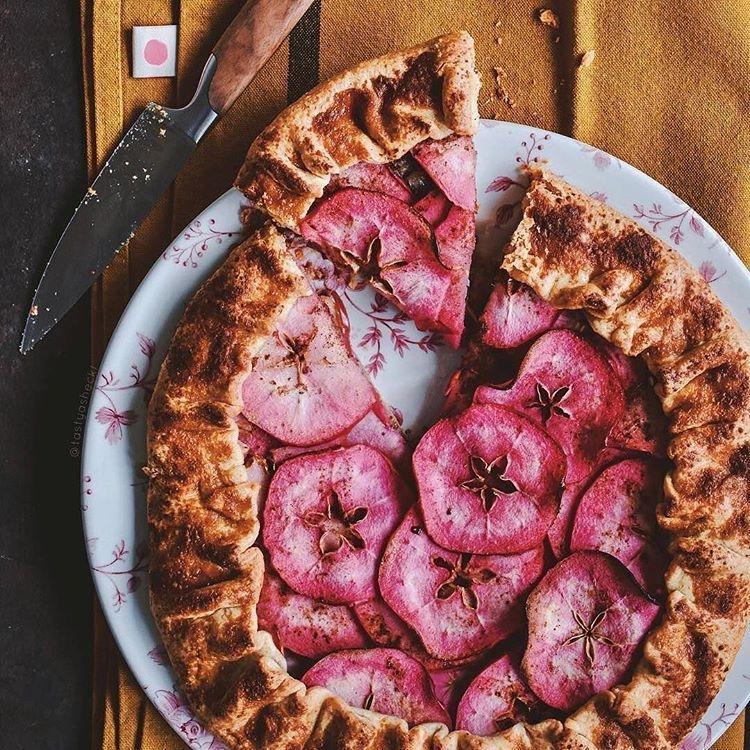 Vegan Redlove Apple Galette