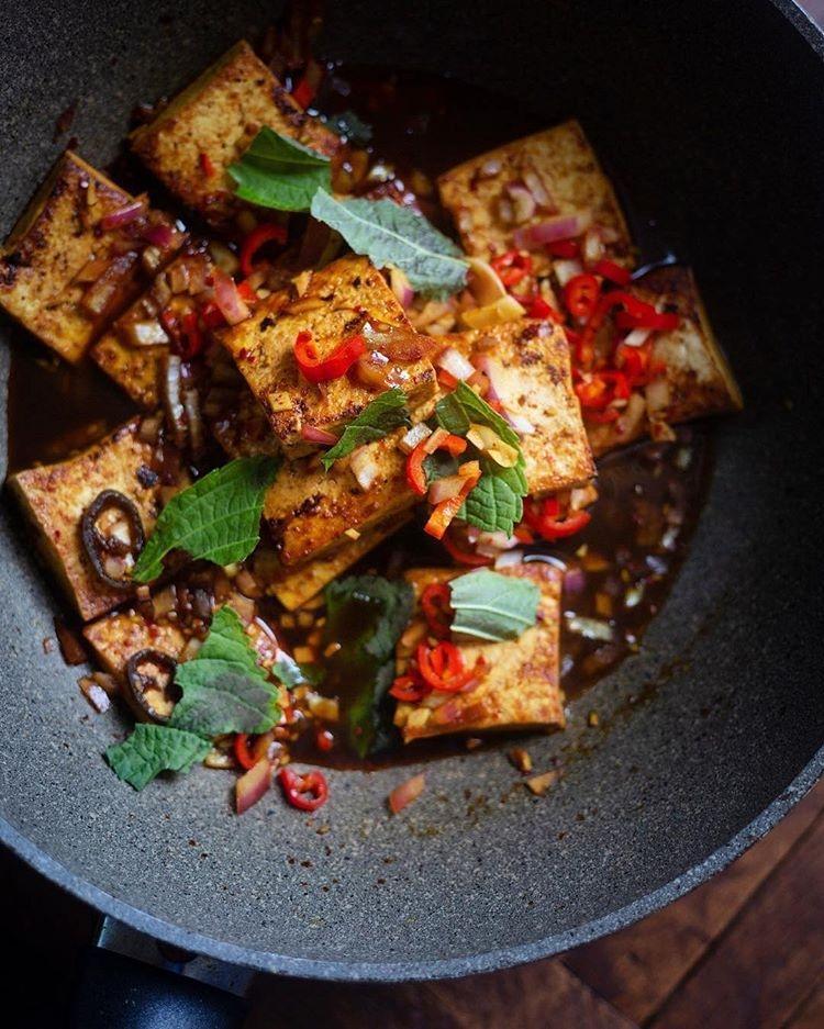 Korean Style Braised Tofu with Vegetables