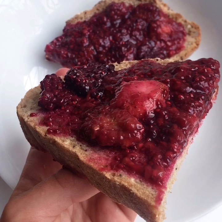 Homemade Berry Chia Pudding