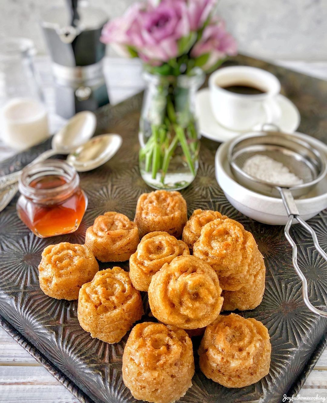 Banana Rose Bundt Cake
