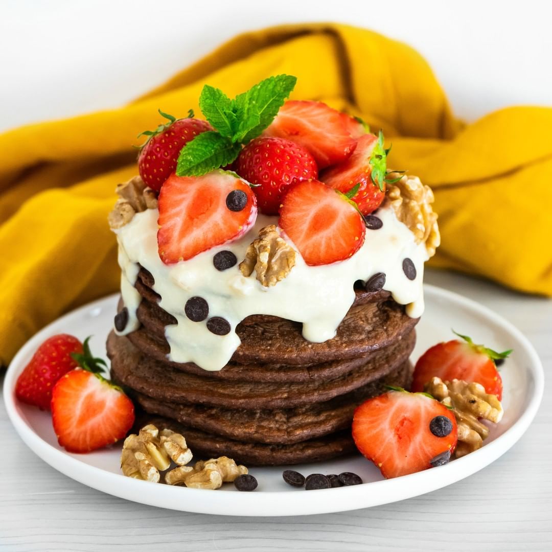 Simple Vegan Mocha Pancakes