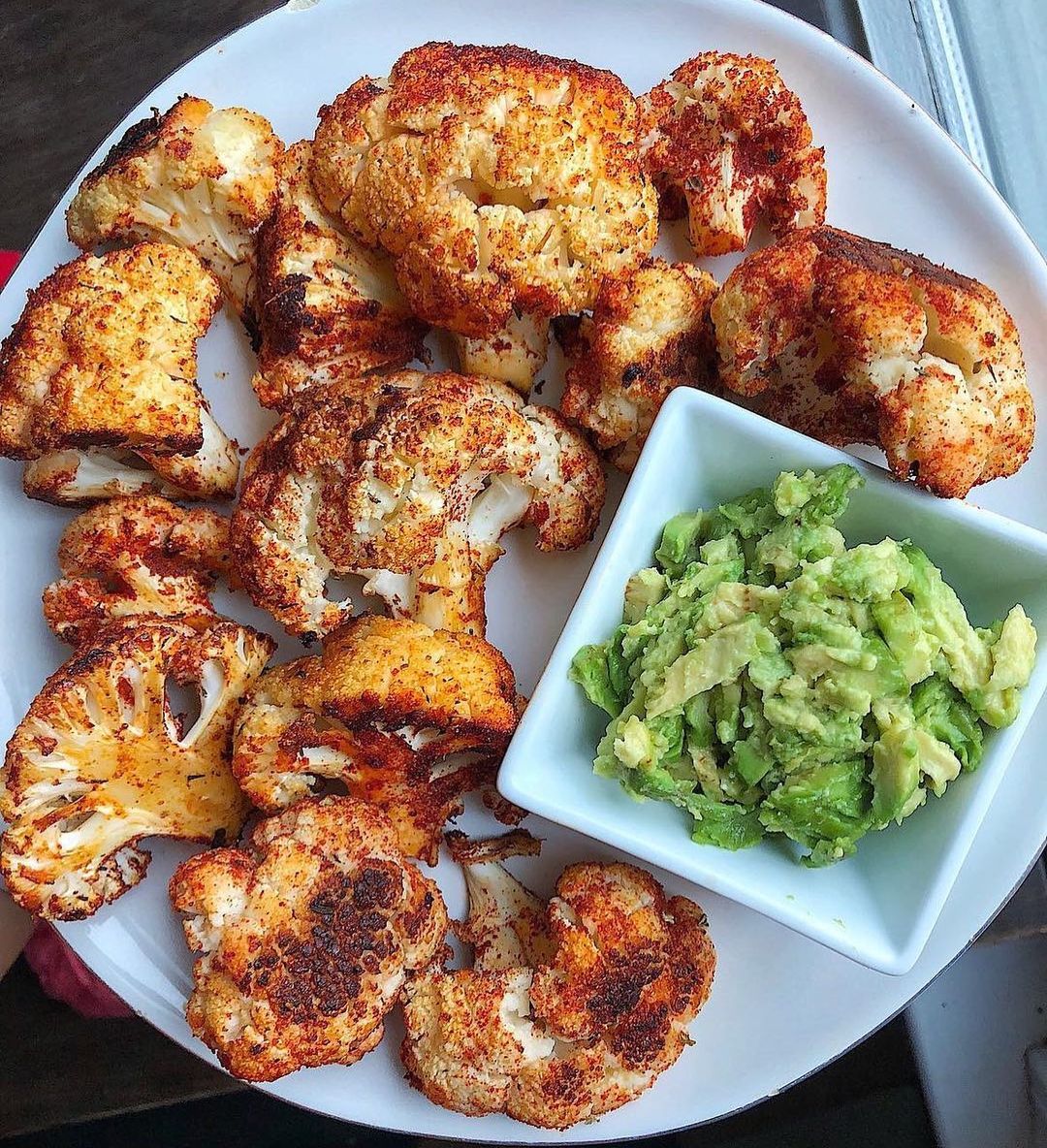 Spicy Cajun Cauliflower Bites with Avocado