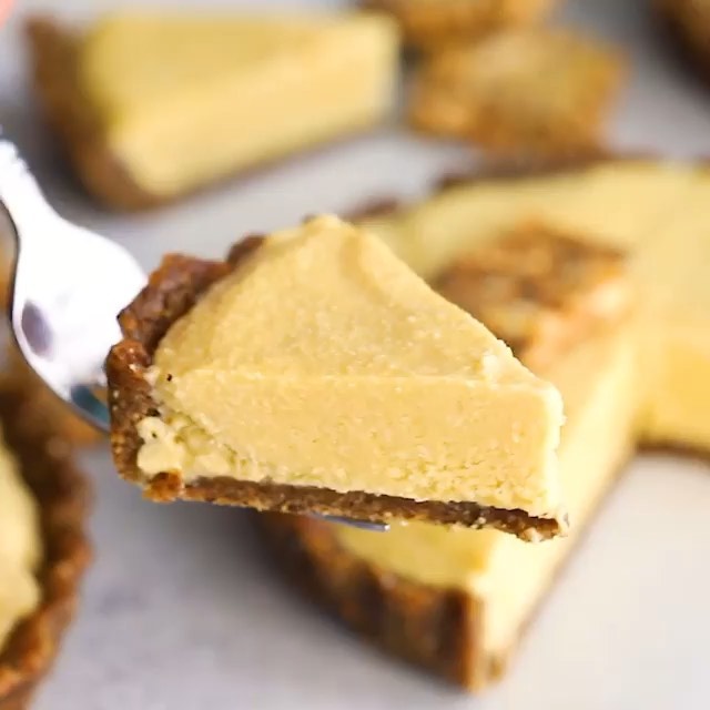 Vegan Mini Mango Cashew Tarts