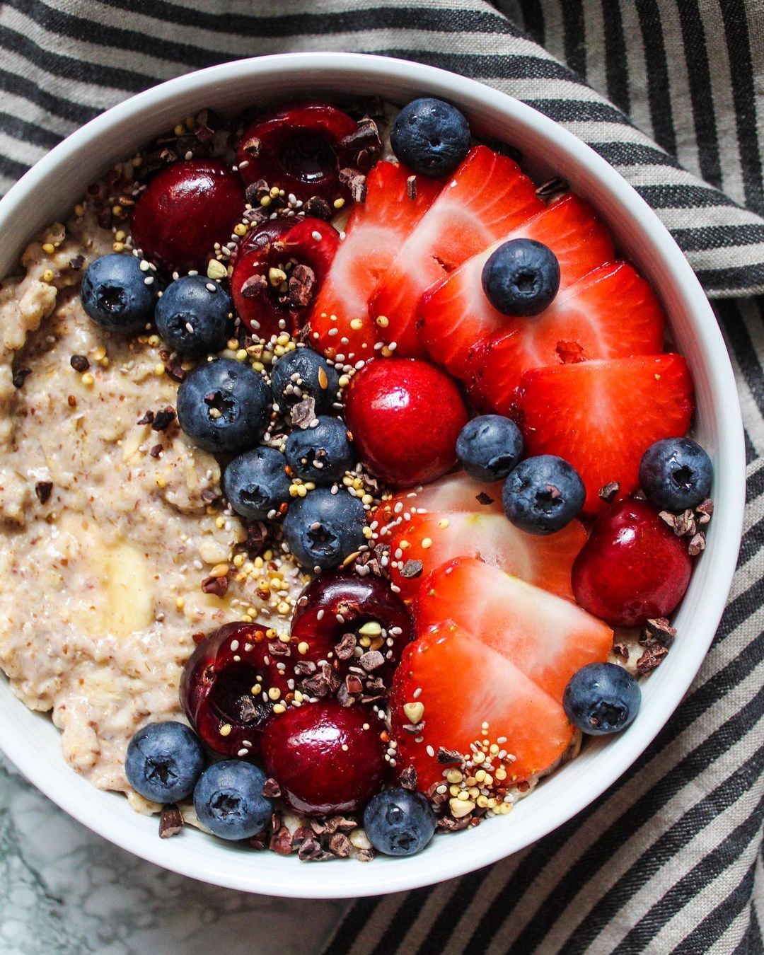 Healthy Maca Oatmeal with Banana and Seeds