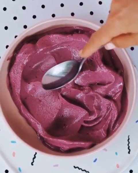 Frozen Banana Berry Sorbet Treat
