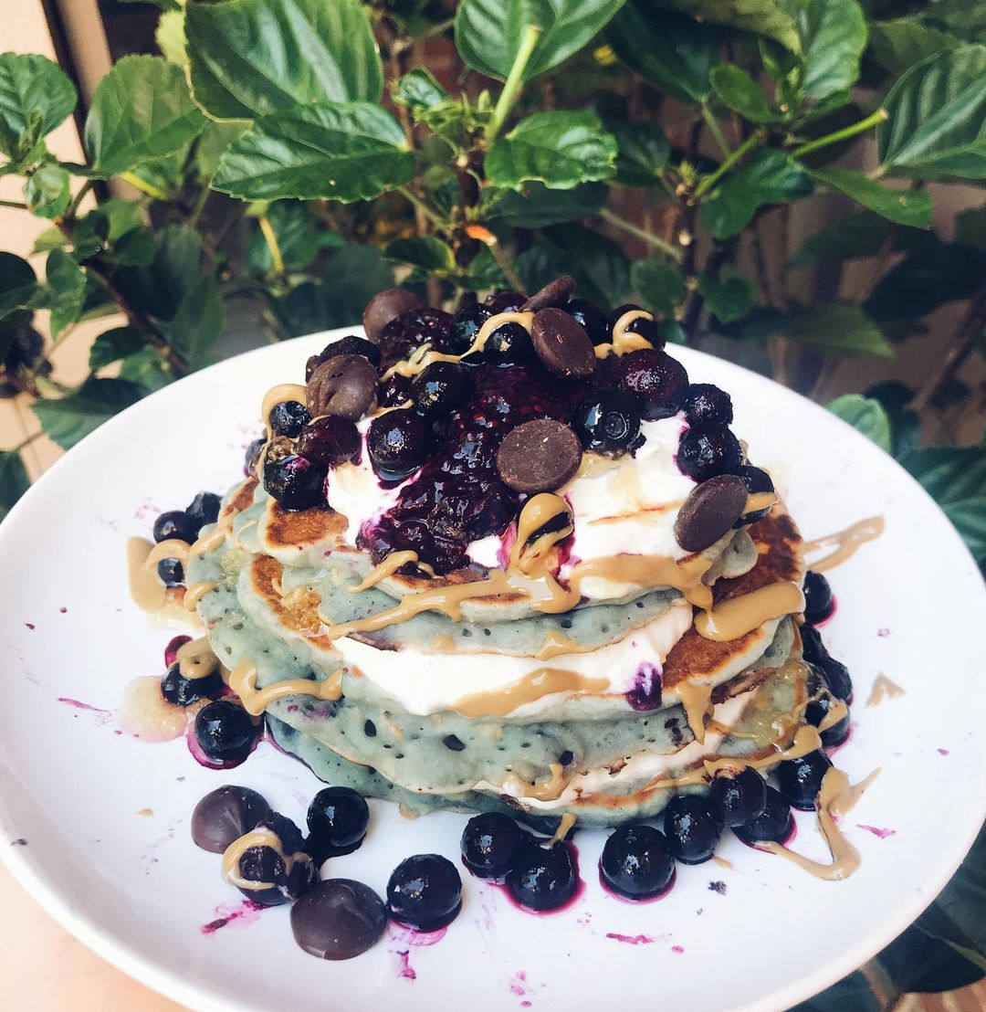 Blueberry Oat Pancakes with Toppings